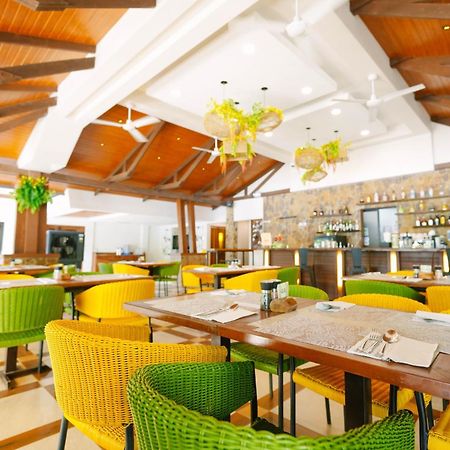 La Jolla Luxury Beach Resort Bagac Esterno foto